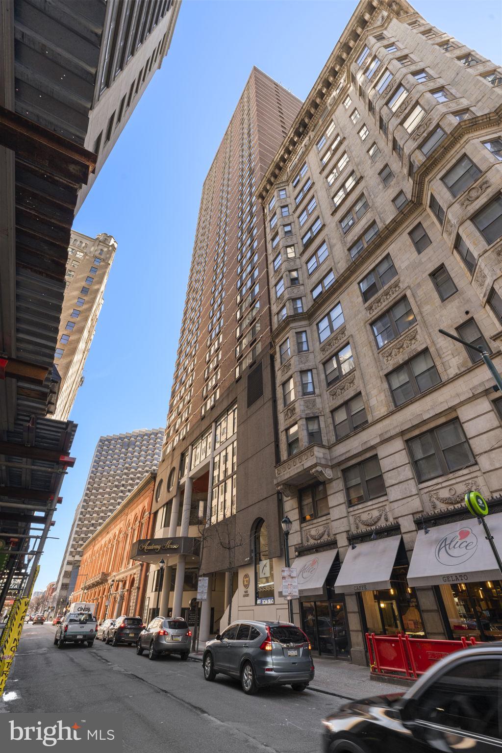 1420 Locust Street, Unit 7M Philadelphia, PA 19102 - Photo 35 of 53