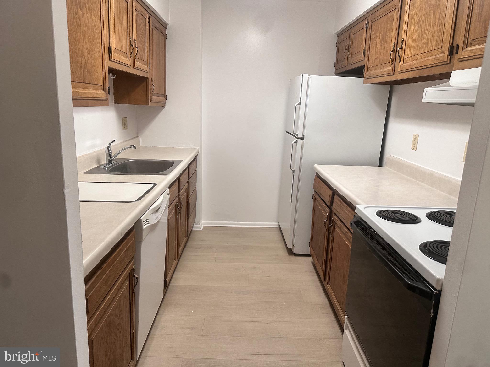 1420 Locust Street, Unit 7M Philadelphia, PA 19102 - Photo 52 of 53