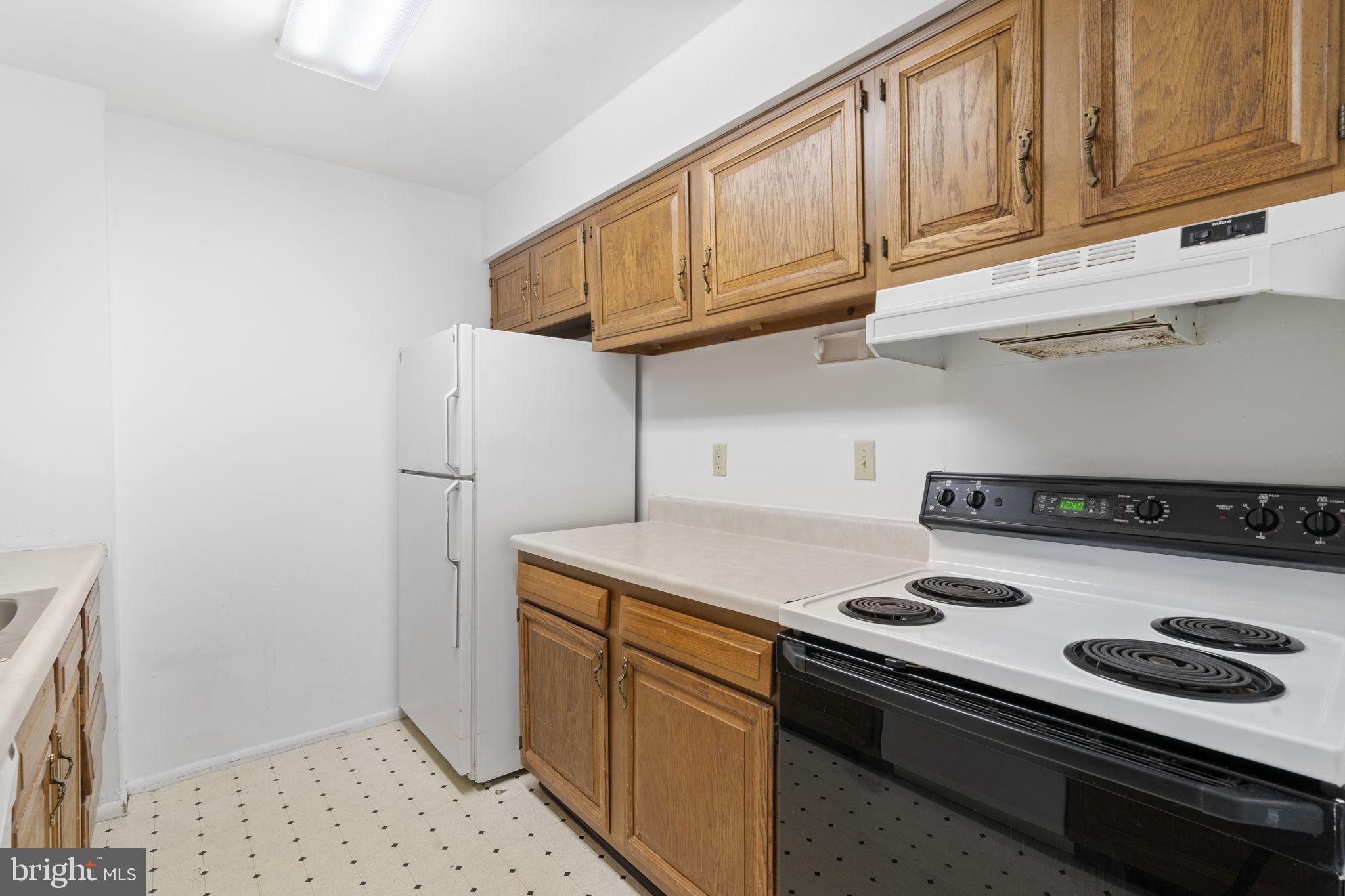 1420 Locust Street, Unit 7M Philadelphia, PA 19102 - Photo 10 of 53