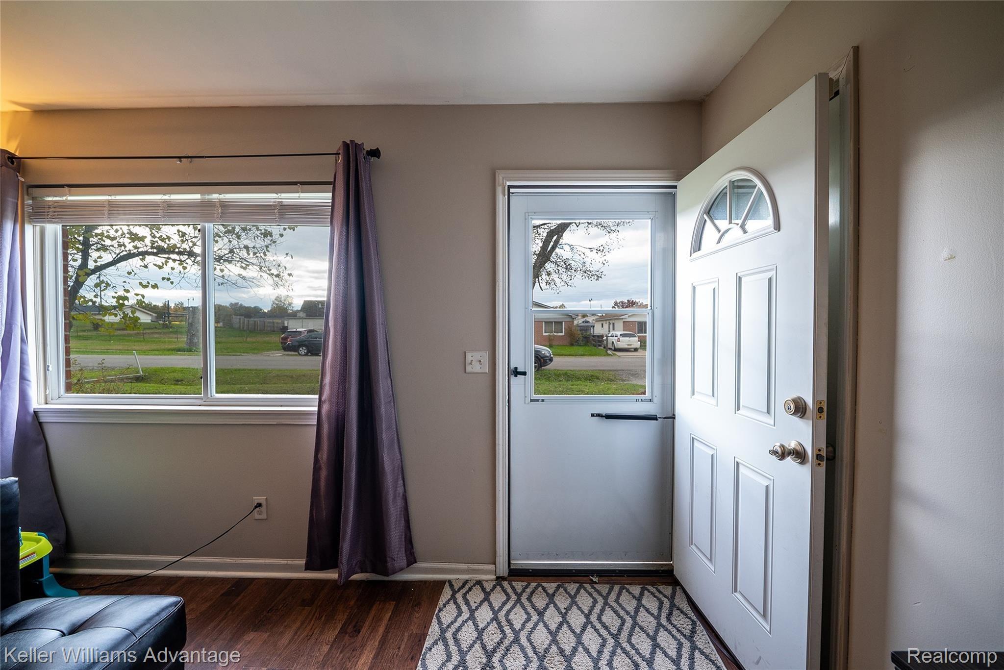 8267 West Point Street Taylor, MI 48180 - Photo 6 of 26 WestpointSt_8267_Entry.jpg