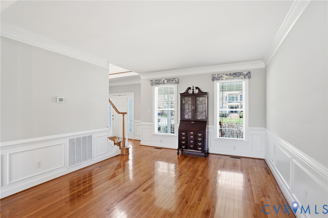 4649 Jennway Loop Moseley, VA 23120 - Photo 10 of 69 hardwoods