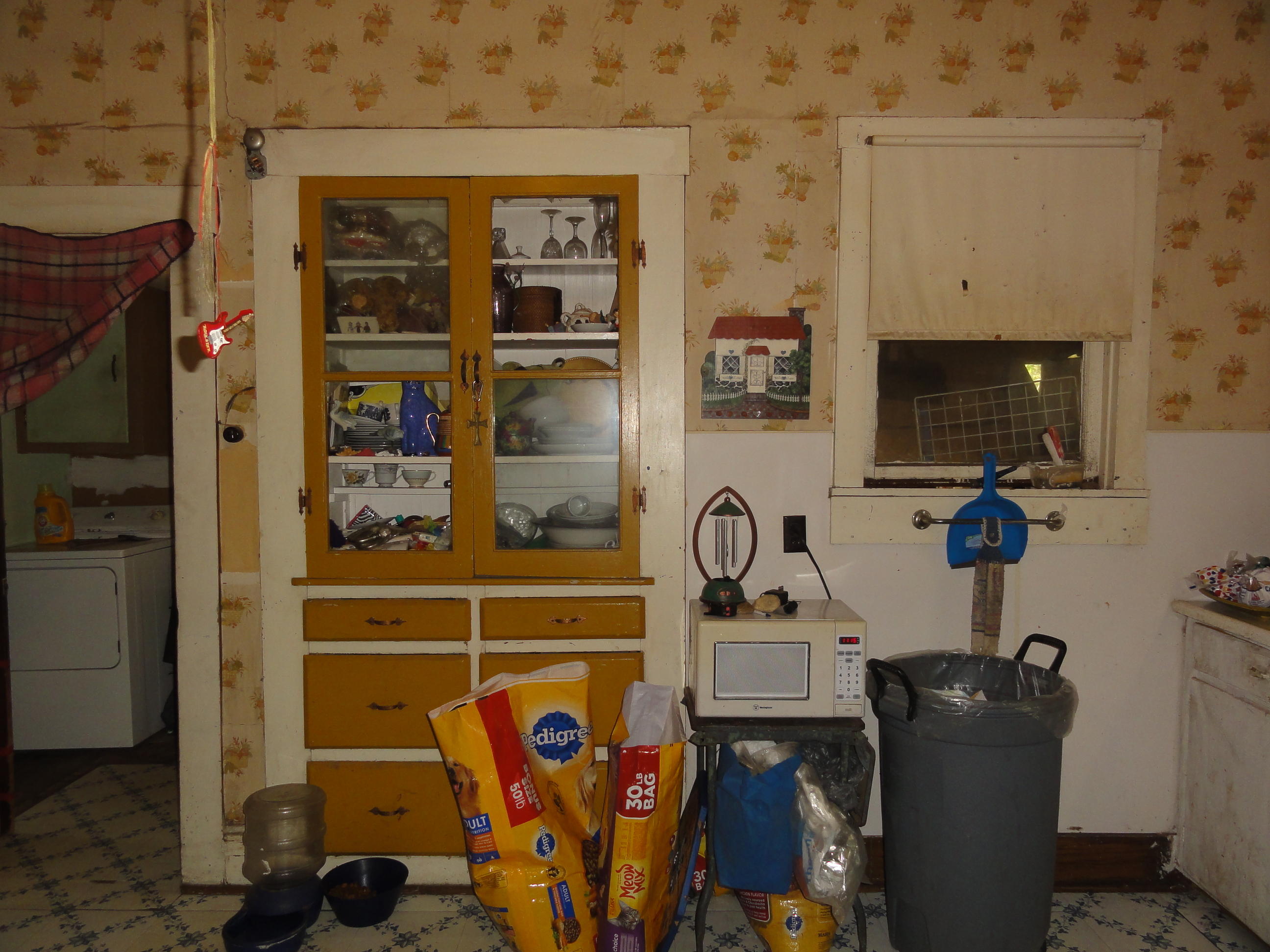 2686 Barney Road Anderson, CA 96007 - Photo 11 of 14 Barney Kitchen2