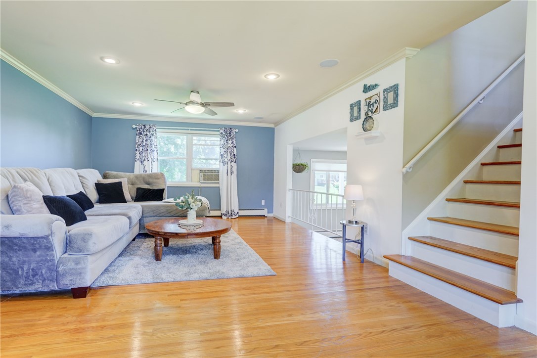 316 Webster Road Webster, NY 14580 - Photo 15 of 41