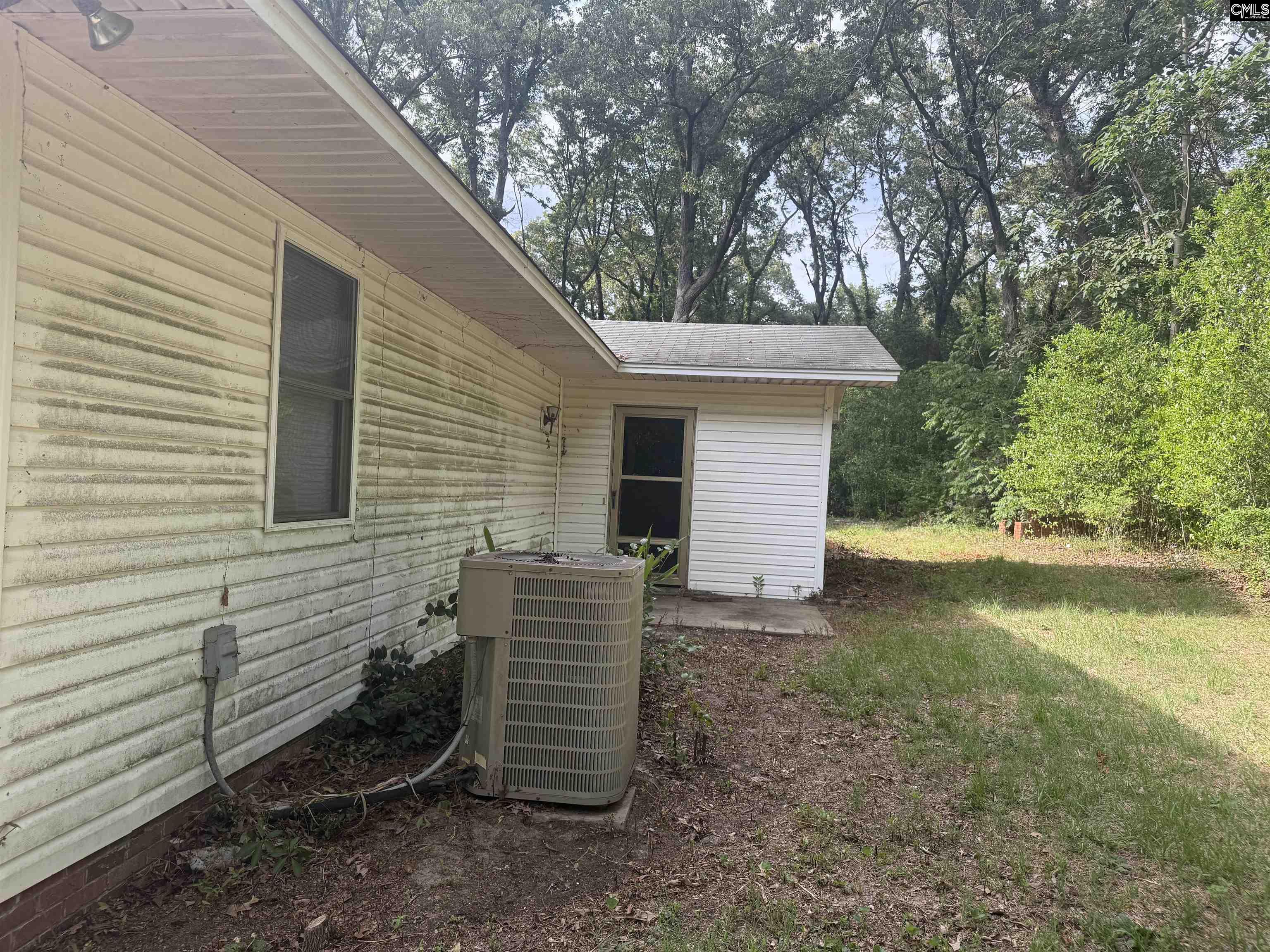 60 Savannah Road Bishopville, SC 29010 - Photo 6 of 10