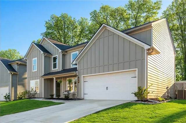 $445,000 | 298 Fox Creek Drive, Braselton, GA 30517