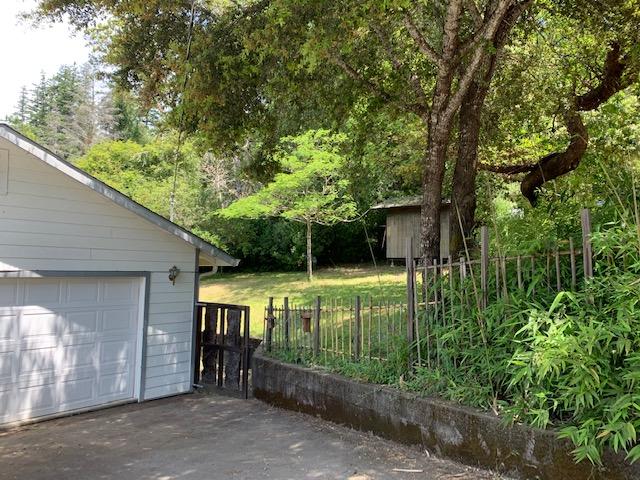 71 Fir Street Benbow, CA 95542 - Photo 2 of 14 Garage