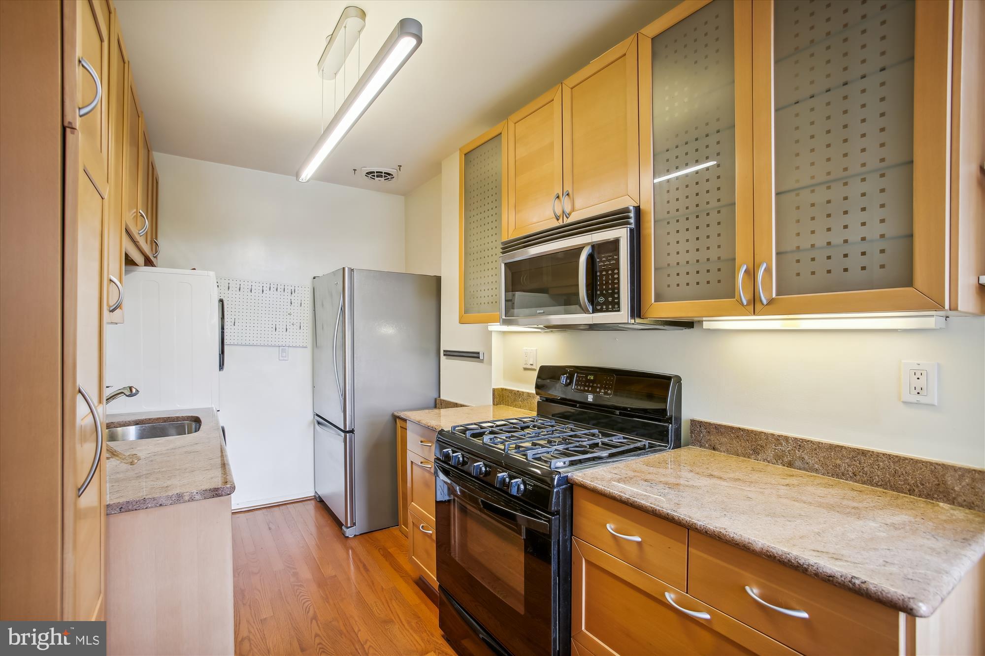 1525 Q Street Northwest, Unit 9 Washington, DC 20009 - Photo 12 of 35 Kitchen