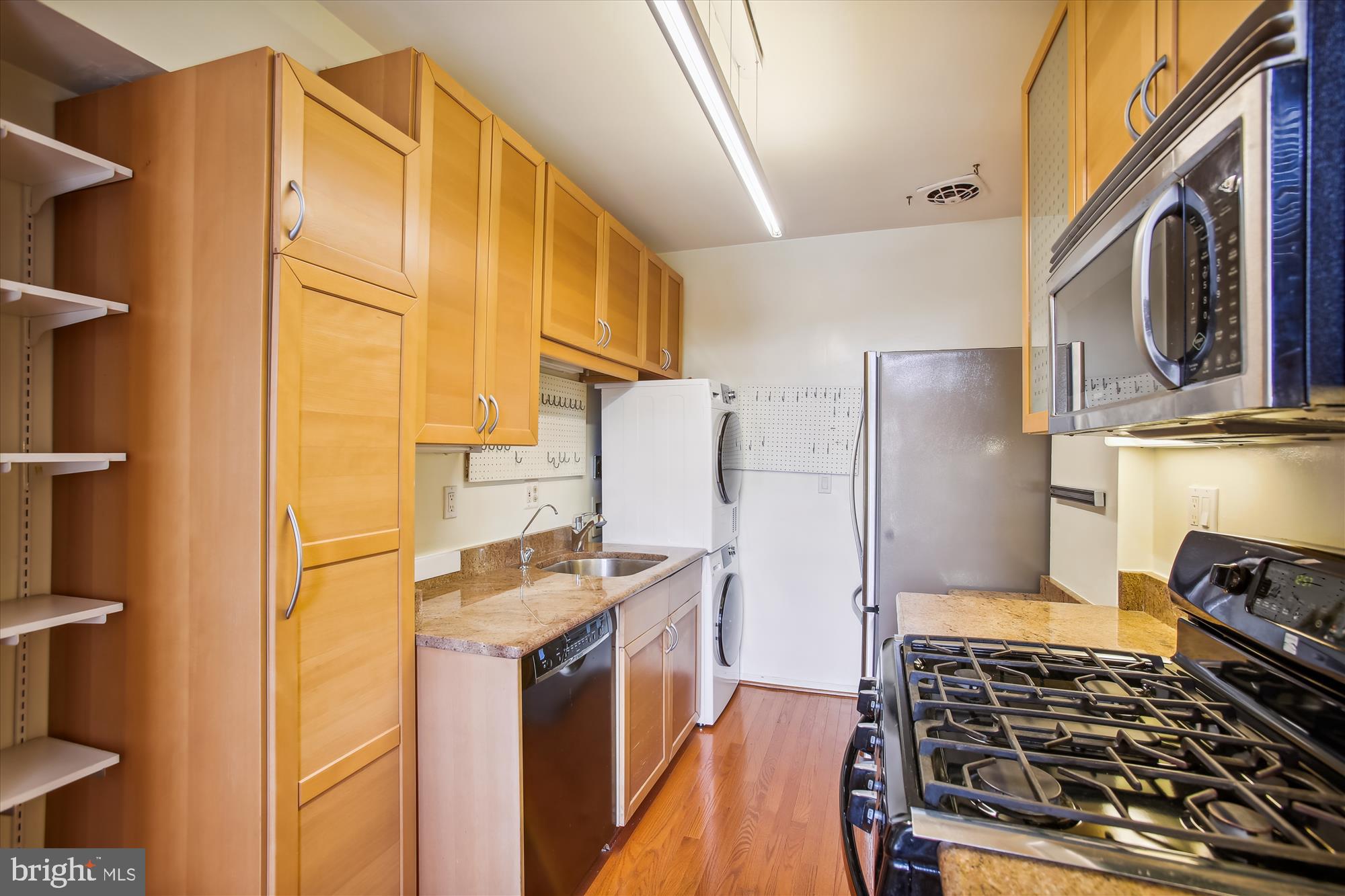 1525 Q Street Northwest, Unit 9 Washington, DC 20009 - Photo 13 of 35 Kitchen-New Fridge & W/D
