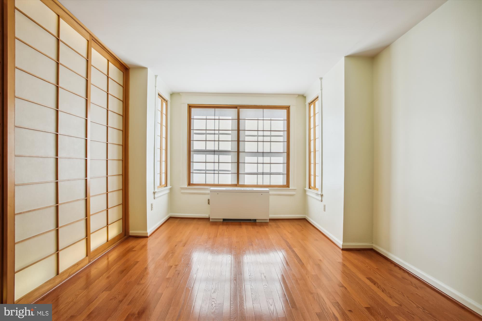 1525 Q Street Northwest, Unit 9 Washington, DC 20009 - Photo 6 of 35 Main Room
