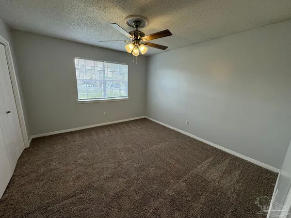 $1,250 | 407 Schubert Drive, Unit A, Pensacola, FL 32504