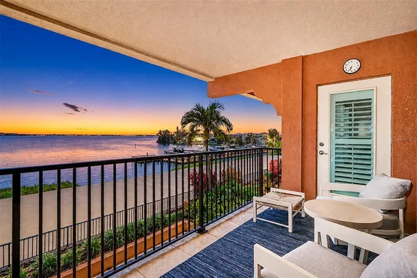 $1,900,000 | 5301 Gulf Boulevard, Unit A304, St. Petersburg, FL 33706