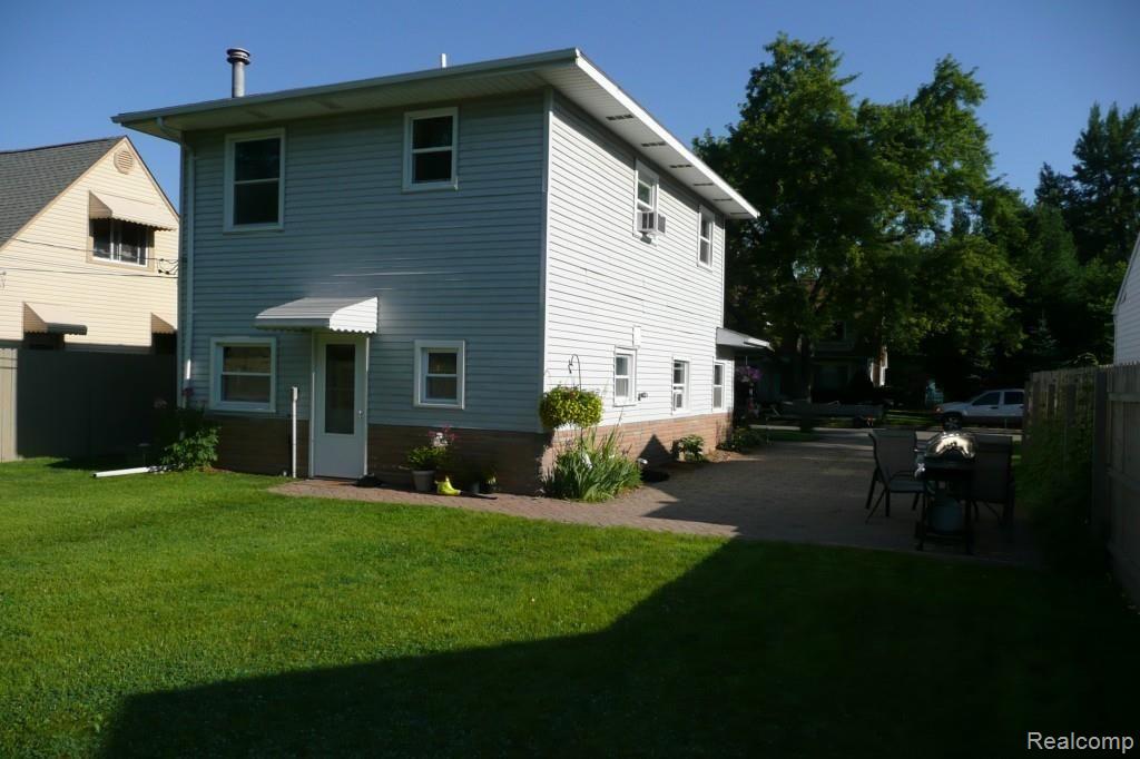 1007 Michigan Street Brighton, MI 48116 - Photo 8 of 30