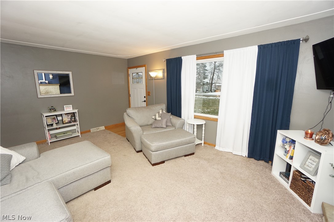 6444 New Road Austintown, OH 44515 - Photo 8 of 33 Gallery Image 8