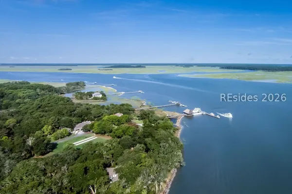 $1,150,000 | 101 Avenue Of Oaks, Daufuskie Island, SC 29915