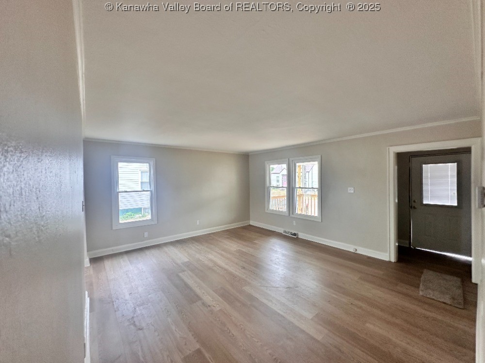 109 English Road Point Pleasant, WV 25550 - Photo 7 of 29 Gallery Image 7