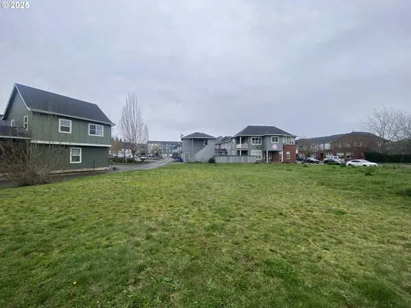 $594,900 | 1305 Northeast Village Street, Fairview, OR 97024