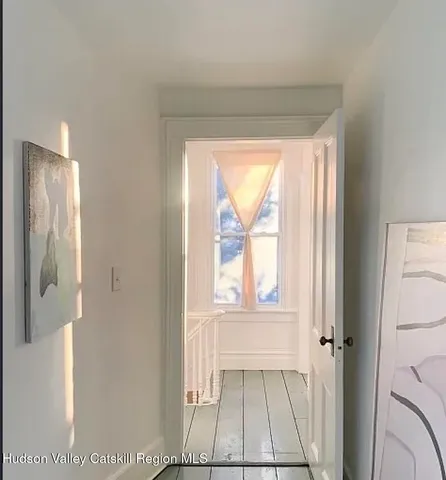 $3,350 | 967 Columbia Street, Hudson, NY 12534