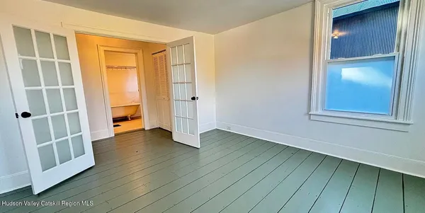 $3,350 | 967 Columbia Street, Hudson, NY 12534