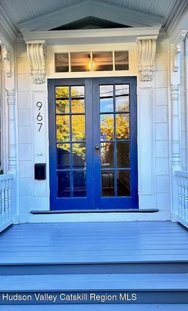 $3,350 | 967 Columbia Street, Hudson, NY 12534