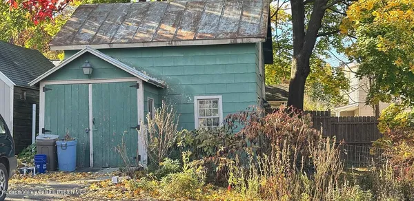 $3,350 | 967 Columbia Street, Hudson, NY 12534