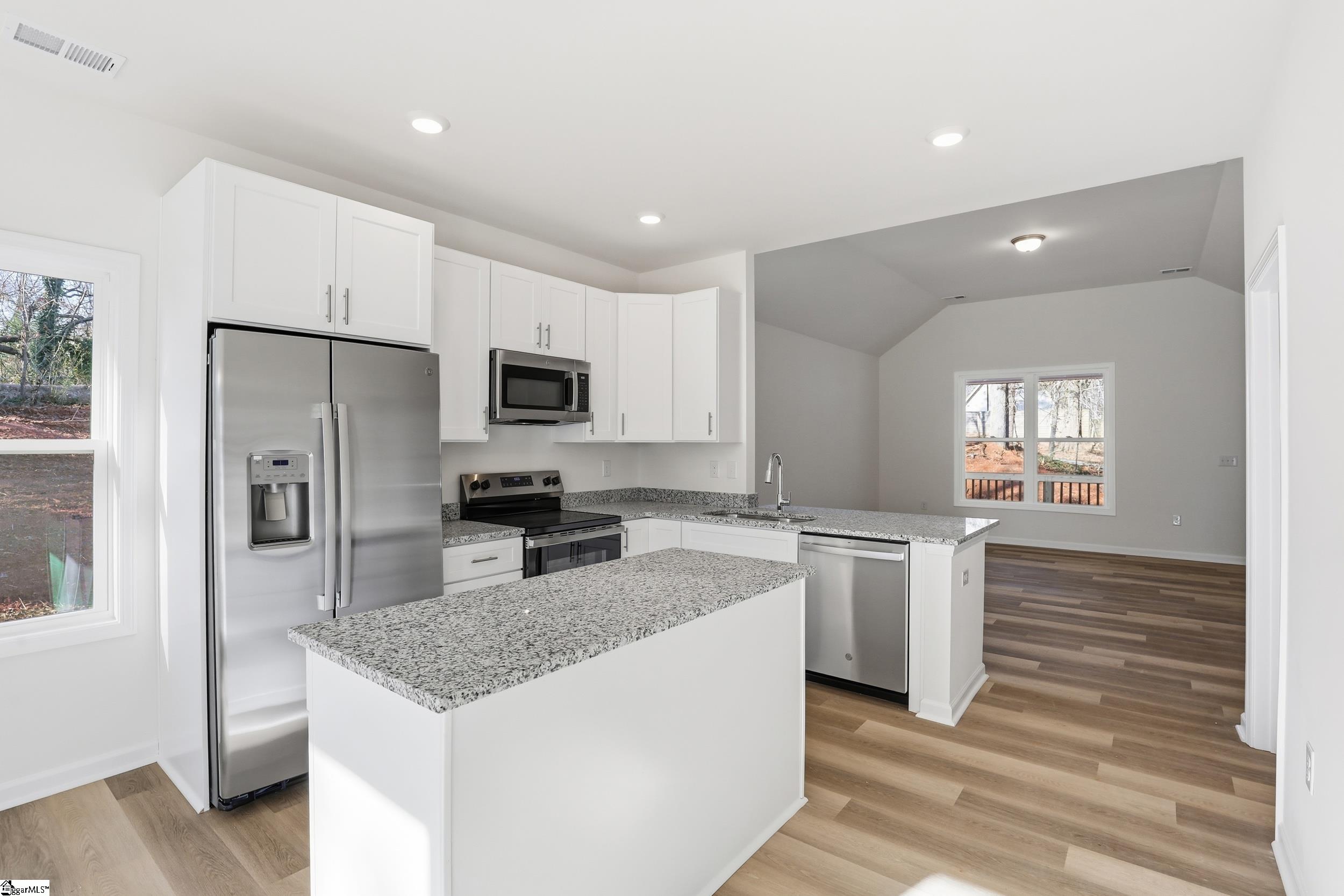 213 Carswell Drive Anderson, SC 29624 - Photo 8 of 29