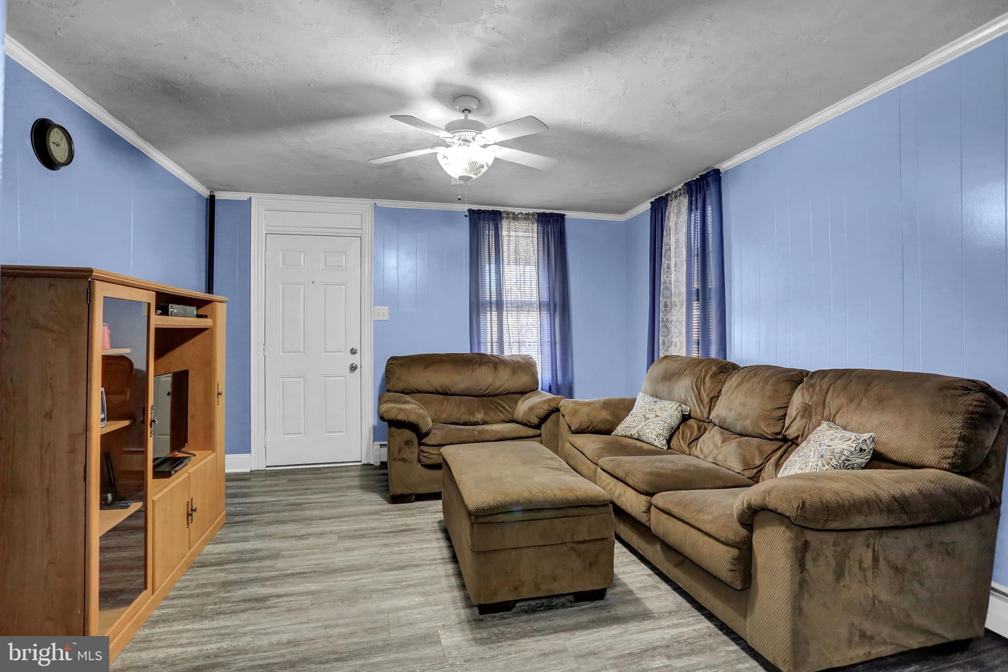 613 York Street Hanover, PA 17331 - Photo 4 of 34 Gallery Image 4