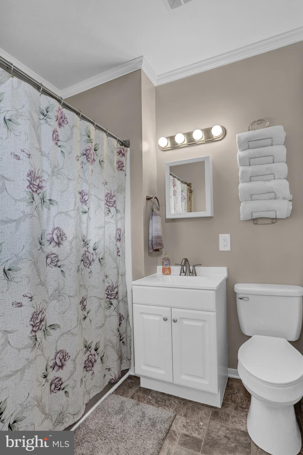 613 York Street Hanover, PA 17331 - Photo 9 of 34 Gallery Image 9