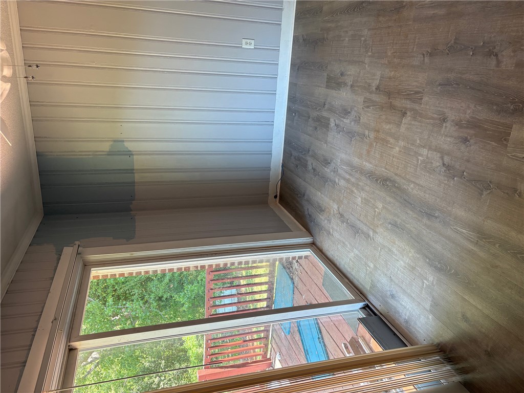 403 Brook Forest Drive Anderson, SC 29621 - Photo 6 of 18 This bright space features natural light and durable flooring, perfect for everyday living.