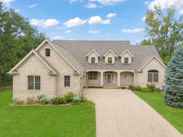 $1,000,000 | 13050 South 85th Avenue, Palos Park, IL 60464