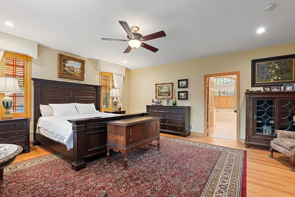 $1,000,000 | 13050 South 85th Avenue, Palos Park, IL 60464