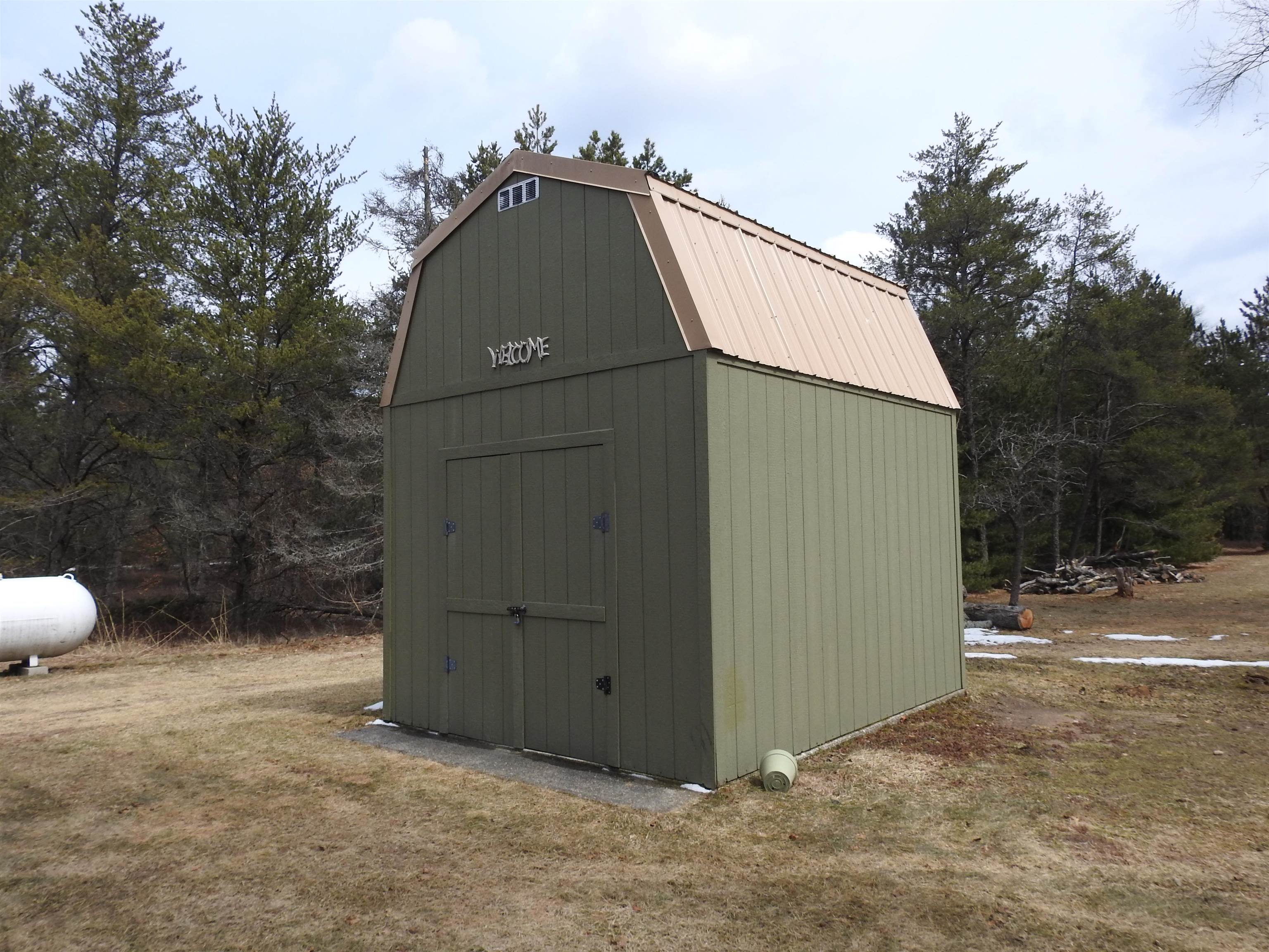 11909 Leline Road Roscommon, MI 48653 - Photo 25 of 31 1898169-24.JPG