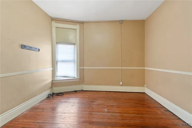 $1,300 | 319 North Salina Street, Syracuse, NY 13203