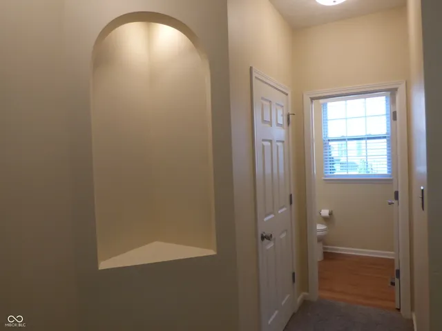 $1,950 | 11723 Chant Lane, Unit 6, Zionsville, IN 46077