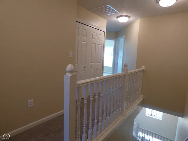 $1,950 | 11723 Chant Lane, Unit 6, Zionsville, IN 46077