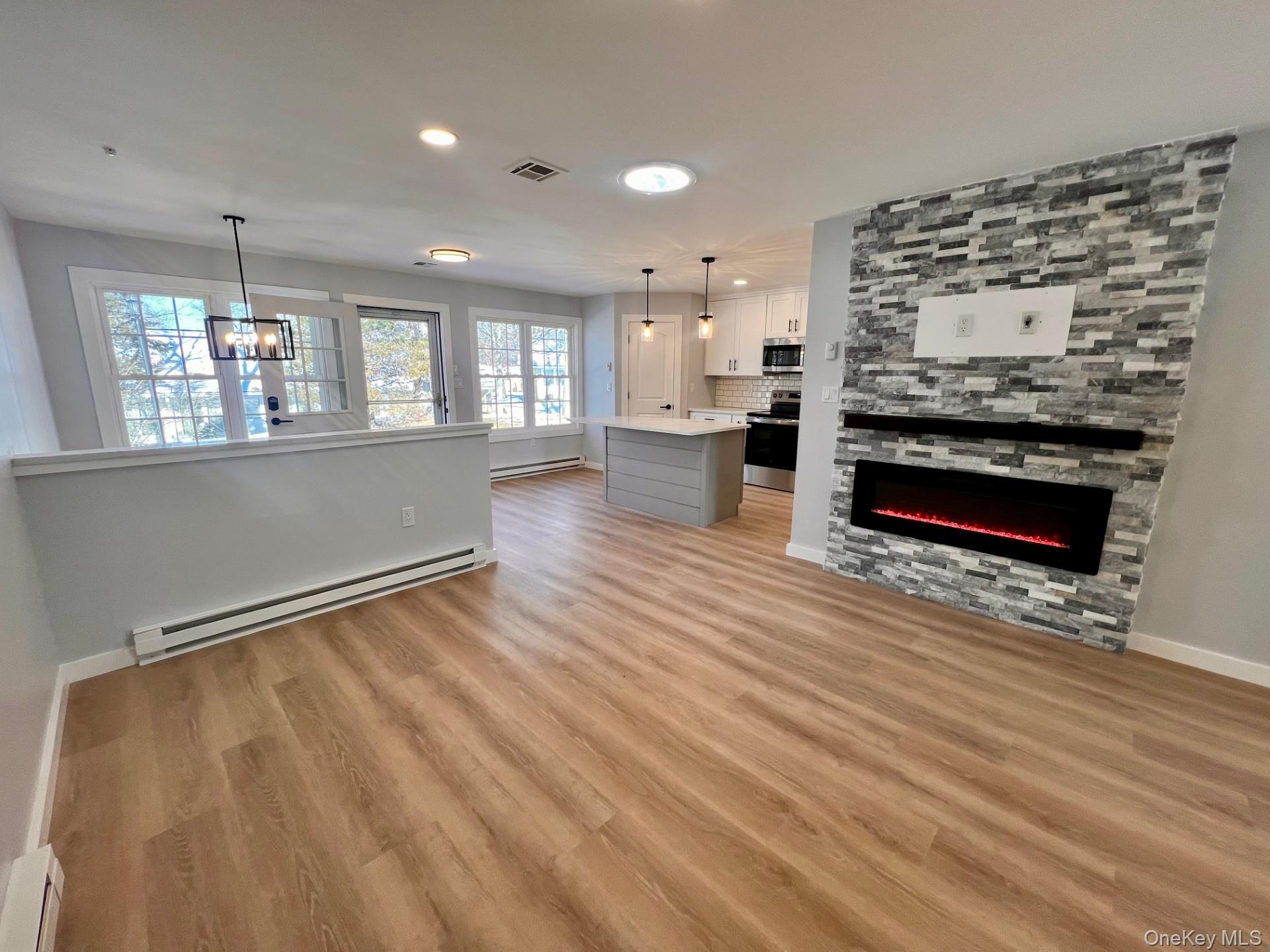 278 B Berwick Court, Unit B Ridge, NY 11961 - Photo 5 of 13