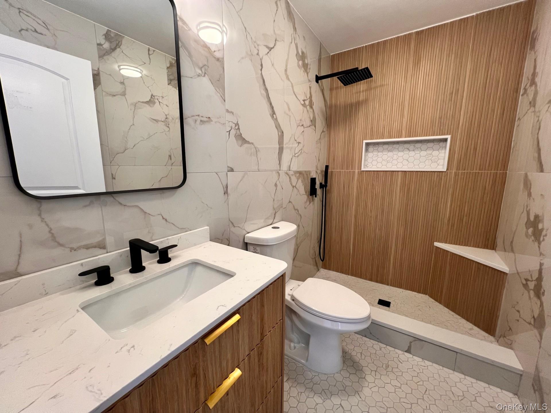 278 B Berwick Court, Unit B Ridge, NY 11961 - Photo 9 of 13