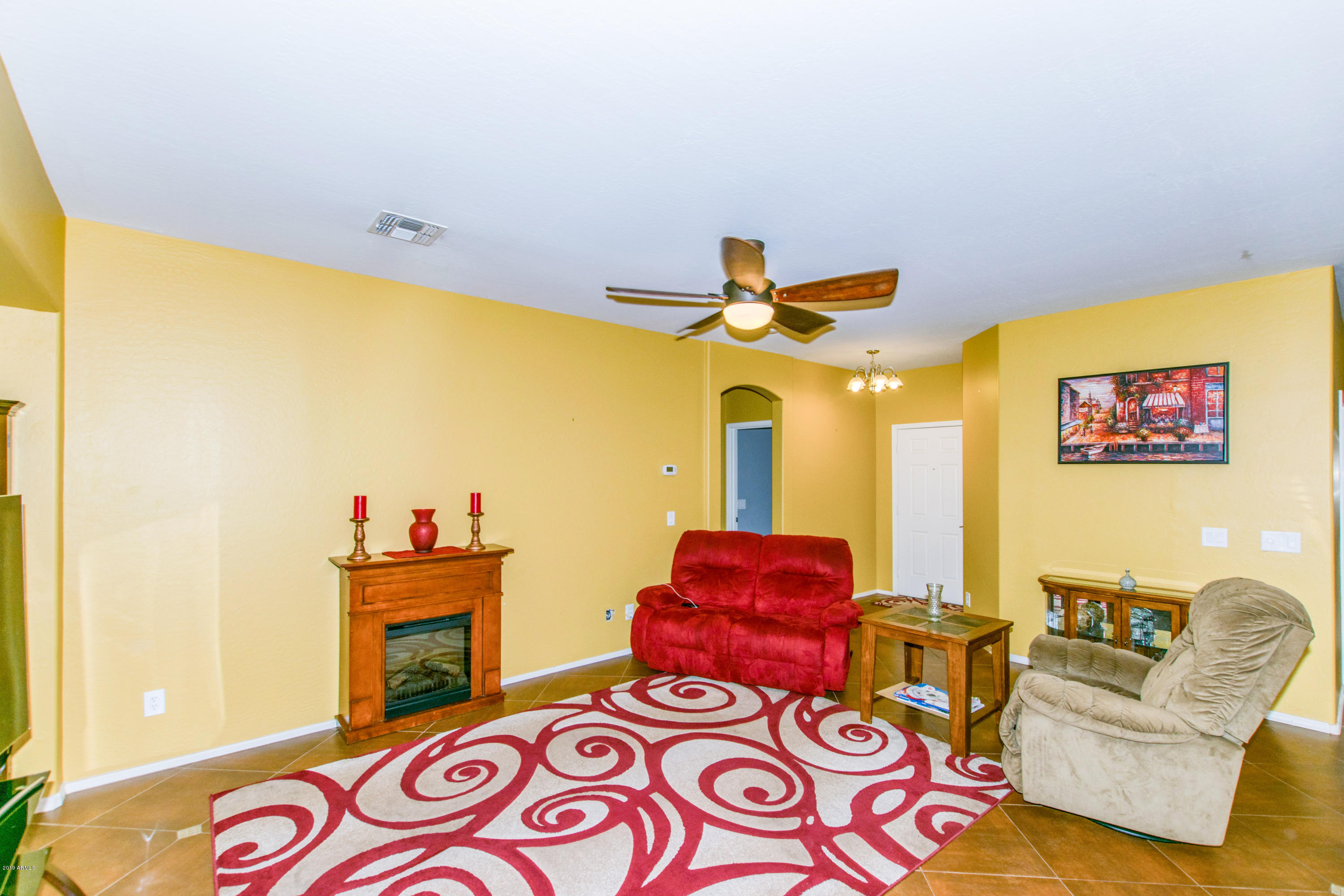 44801 Portabello Road Maricopa, AZ 85139 - Photo 5 of 23 05 Family Room