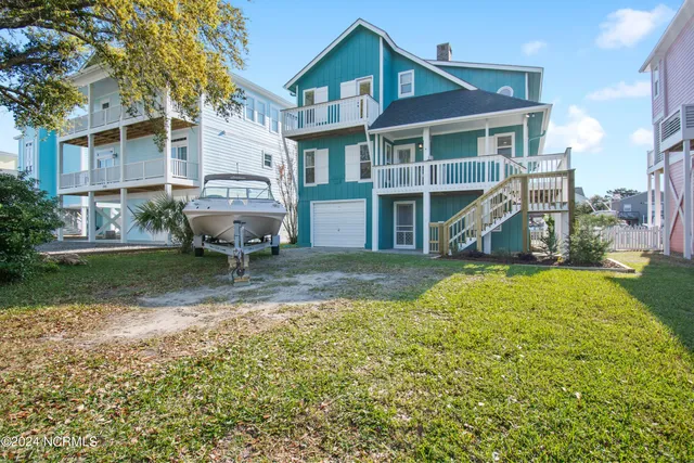 $1,050,000 | 144 Tuna Drive, Holden Beach, NC 28462