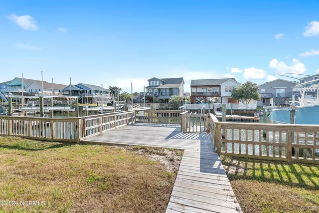 $1,050,000 | 144 Tuna Drive, Holden Beach, NC 28462