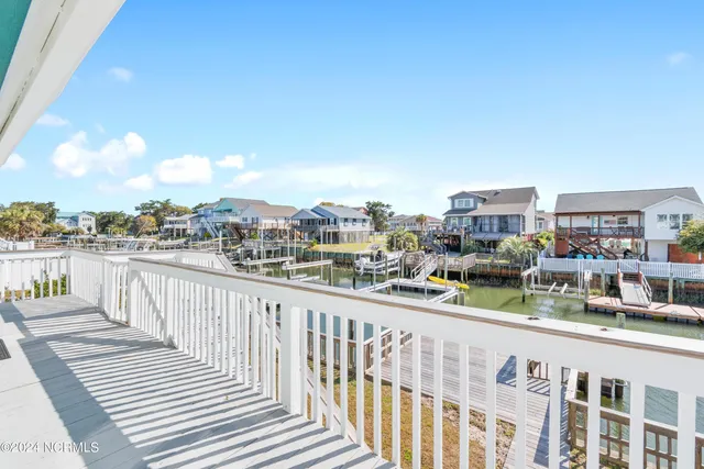 $1,050,000 | 144 Tuna Drive, Holden Beach, NC 28462