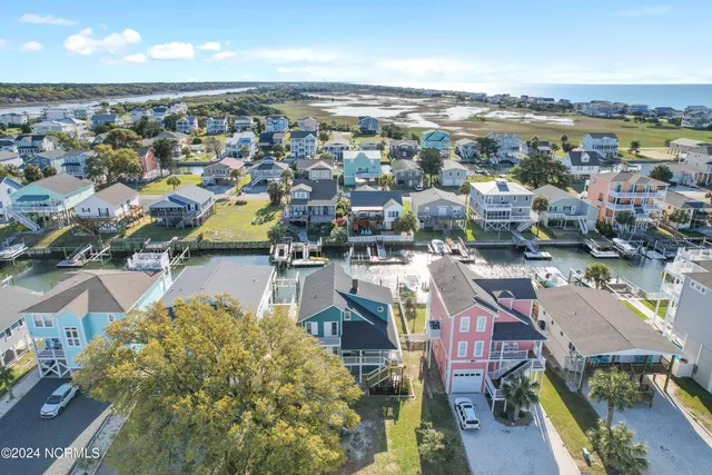 $1,050,000 | 144 Tuna Drive, Holden Beach, NC 28462