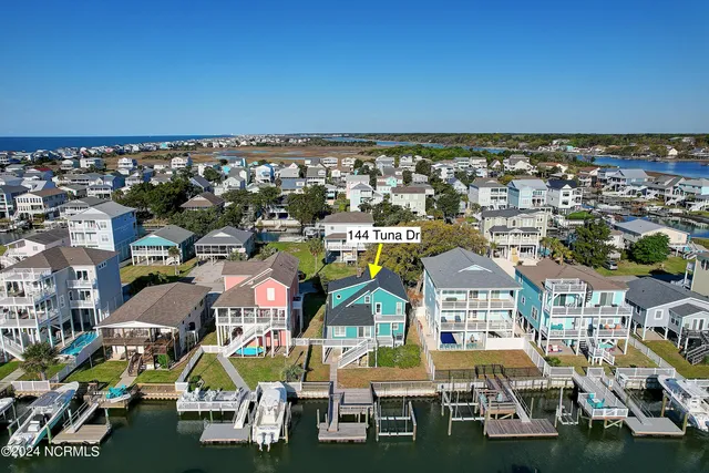 $1,050,000 | 144 Tuna Drive, Holden Beach, NC 28462