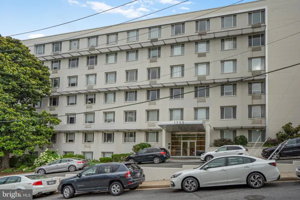 $1,900 | 1730 Arlington Boulevard, Unit 205, Arlington, VA 22209