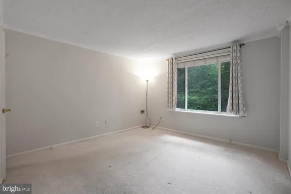 $1,900 | 1730 Arlington Boulevard, Unit 205, Arlington, VA 22209