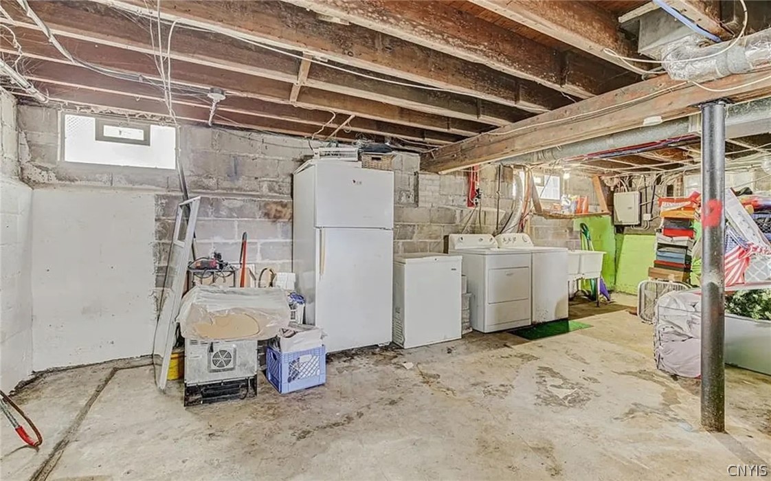 104 Baycliff Drive Rochester, NY 14609 - Photo 24 of 27