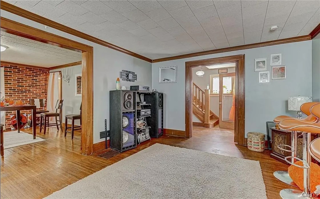 104 Baycliff Drive Rochester, NY 14609 - Photo 4 of 27