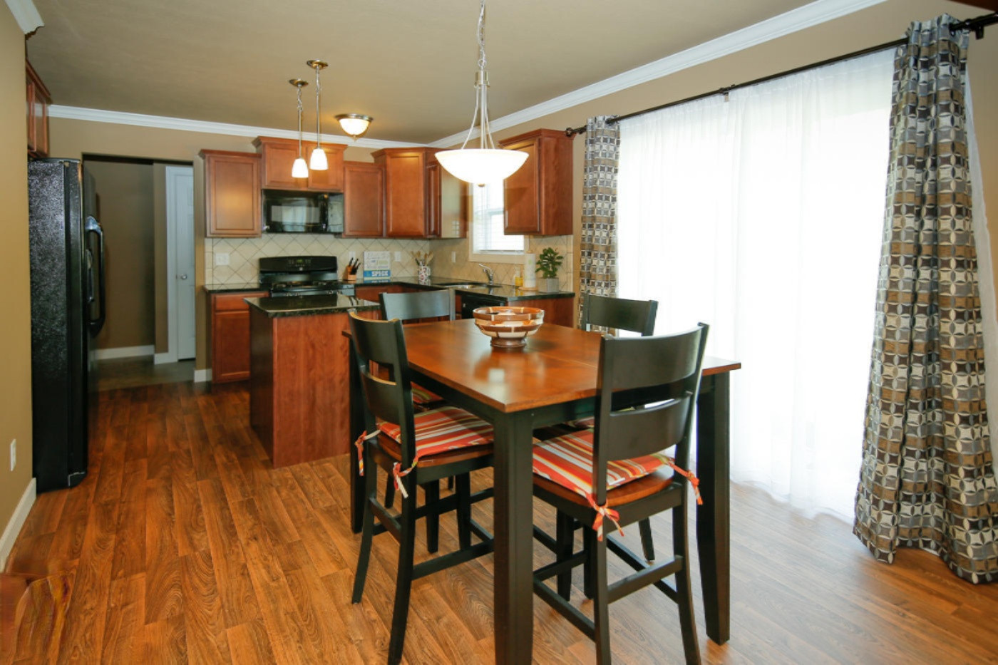 412 Ridgeline Road Springfield, MI 49037 - Photo 6 of 21 412 Ridgeline Rd-106