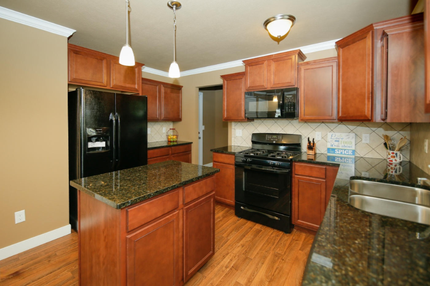 412 Ridgeline Road Springfield, MI 49037 - Photo 9 of 21 412 Ridgeline Rd-109