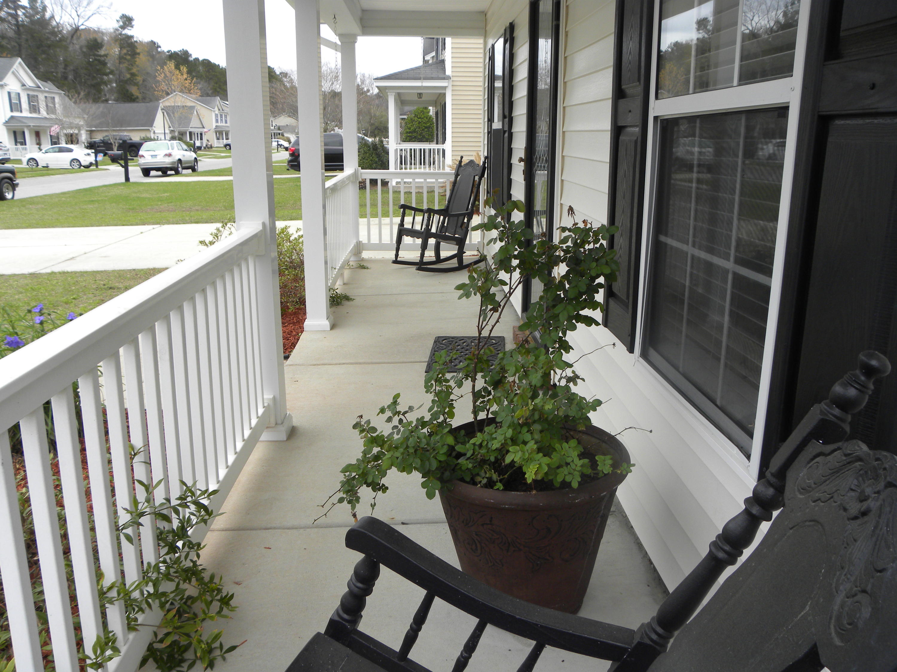323 Eagle Ridge Road Summerville, SC 29485 - Photo 3 of 43 3
