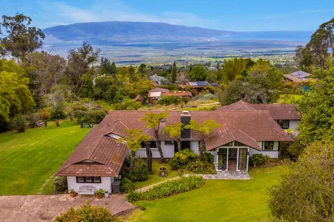 $2,250,000 | 1530 A Kamehameiki Road, Kula, HI 96790